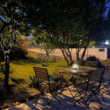 Apartment Lamaro