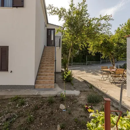 Apartman Lamaro