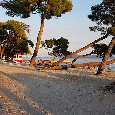Lamaro * Kaštela