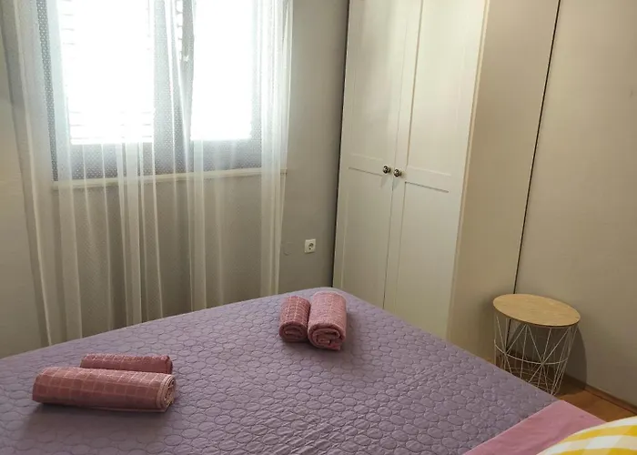 Apartman Lamaro *