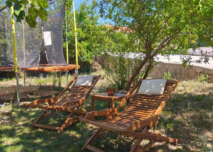 Lamaro Kastela
